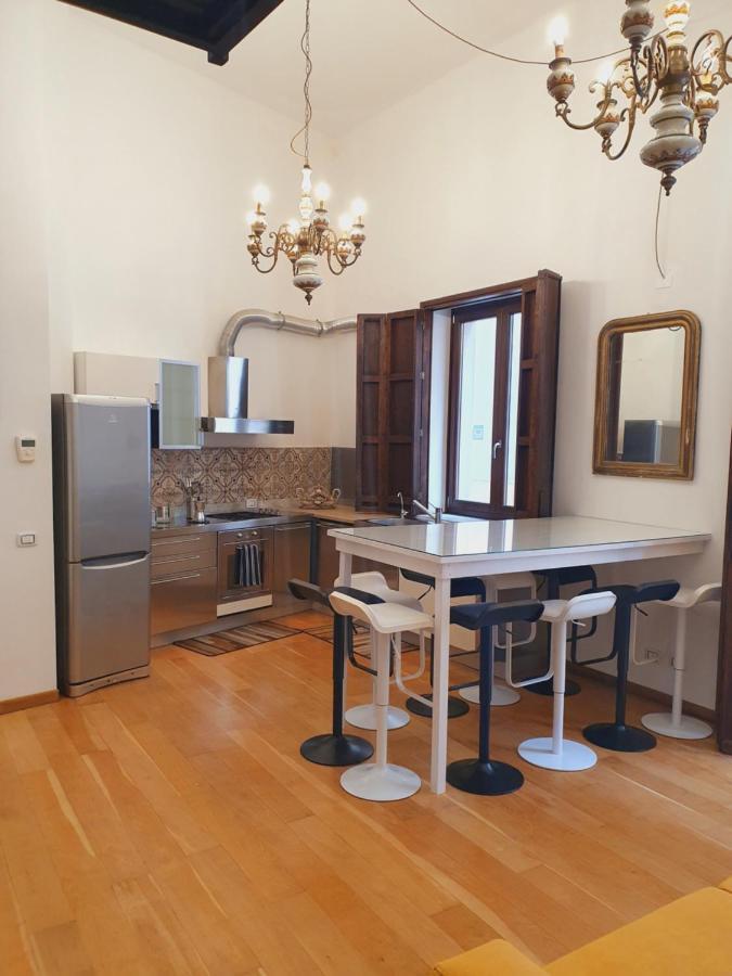 "Guttuso Tribute Suite" Experience Apartment パレルモ エクステリア 写真